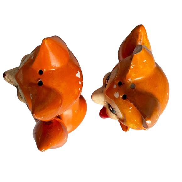 Vintage Elvin Anthropomorphic Fox Salt & Pepper Shakers Orange w/ Red Bow Tie - Picture 12 of 16